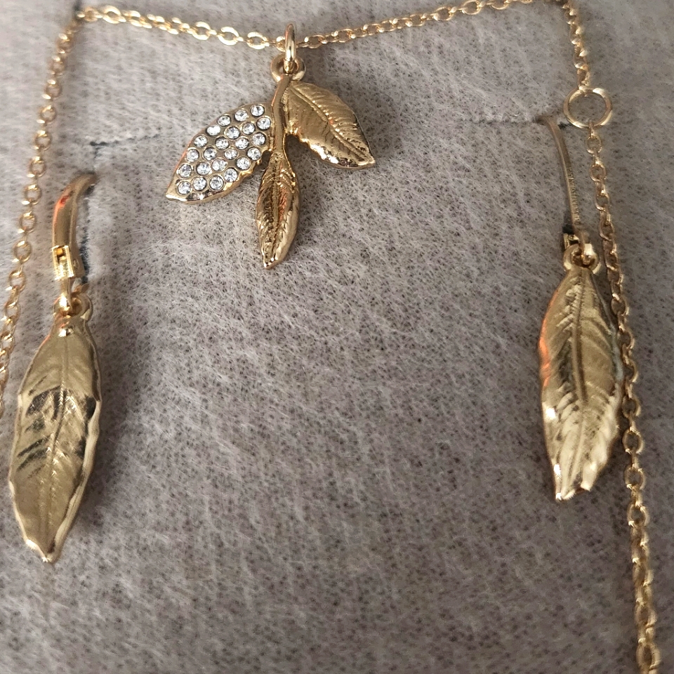Necklace Set